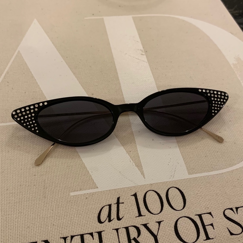 Illesteva Marianne Sunglasses